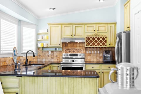 Sandy Cheeks Kitchen Alt