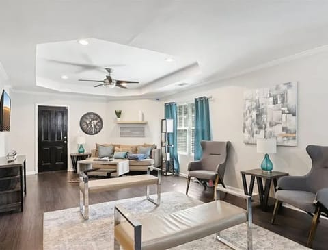 Cozy Modern Getaway near Midtown House in Atlanta