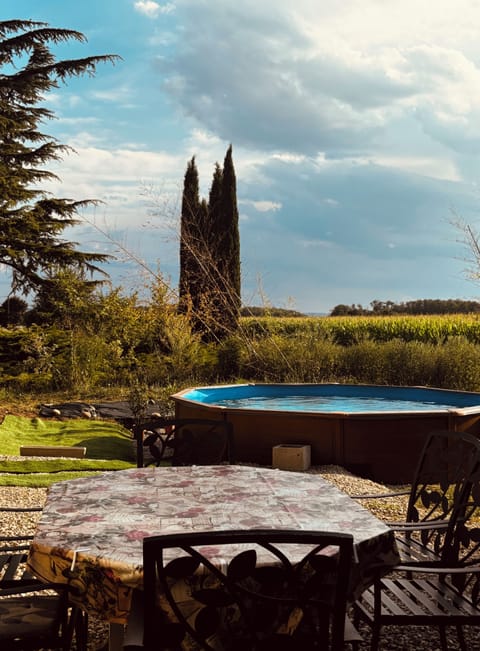 La petite pool. 5m. Perfect to cool down…