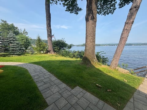 Great pathway leading to the dock