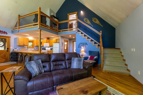 Elevation Vacation Rentals - Base Camp - Large Open Space