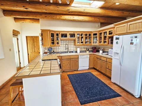 Stocked eat in kitchen.