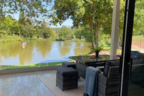 Lakeside View, Outside Seating-No.6