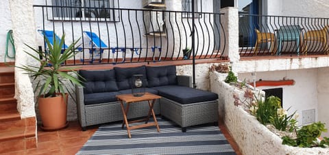 Cosy terrace facing south/west.