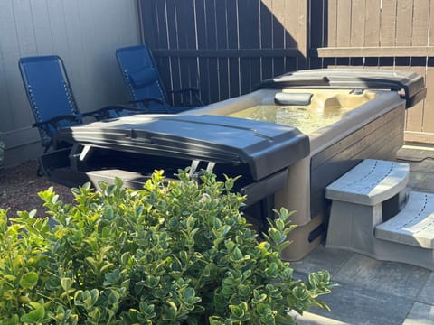 Lounge Here! Take a soak or a nap in the zero gravity chairs!