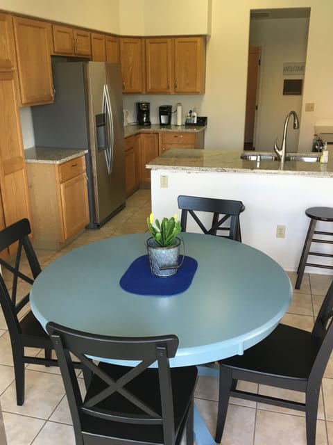 Dining area in kitchen