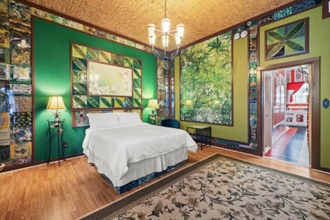 3062ffde 87f1 4417 a768 3801d6c032a5