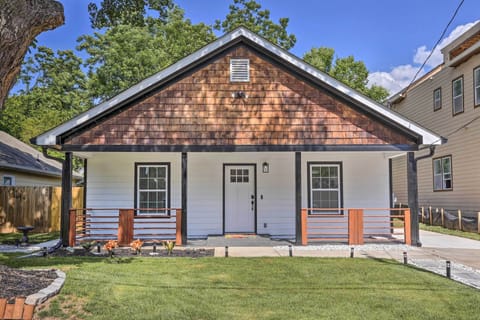 Atlanta Vacation Rental | 3BR | 2BA | 1,270 Sq Ft | Step-Free Access