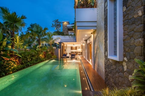 private pool