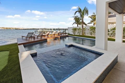 Private Pool and Spa