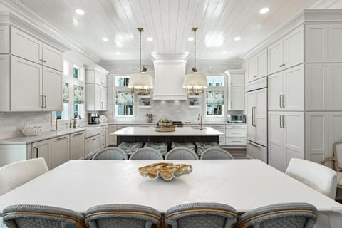 Dining Area, 1st Floor