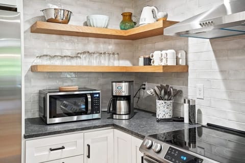 Coffee Station/Appliances