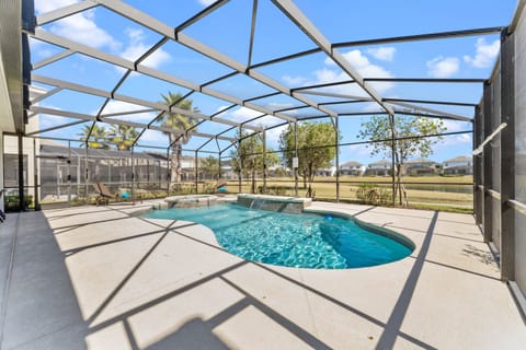 Pool Heat and Jacuzzi - Additional Fee listed on description