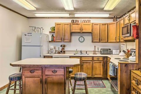 Kitchen | Cooking Basics | Dishwasher | Trash Bags | Paper Towels