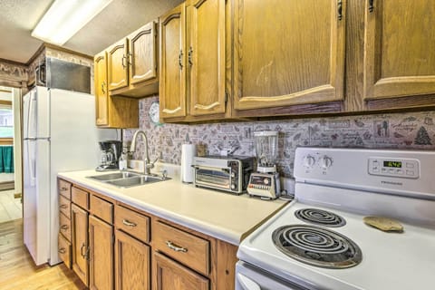 Kitchen | Cooking Basics | Microwave | Trash Bags | Paper Towels