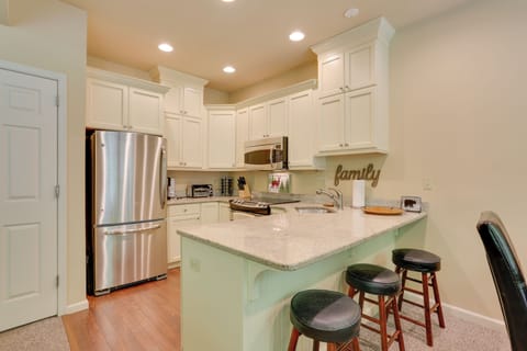 Kitchen | Dishwasher | Toaster Oven