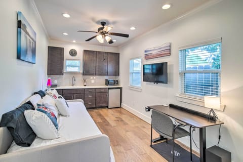 Houston Vacation Rental | Studio | 1BA | 1 Step Required to Enter