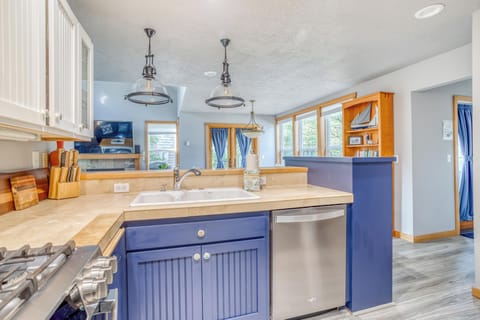 Kitchen View with Appliances