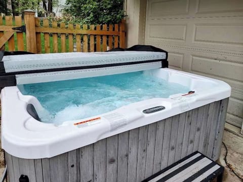 Enjoy our 6 person hot tub on the patio!