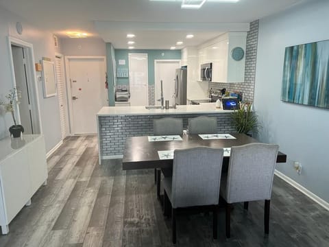 Dining room & kitchen