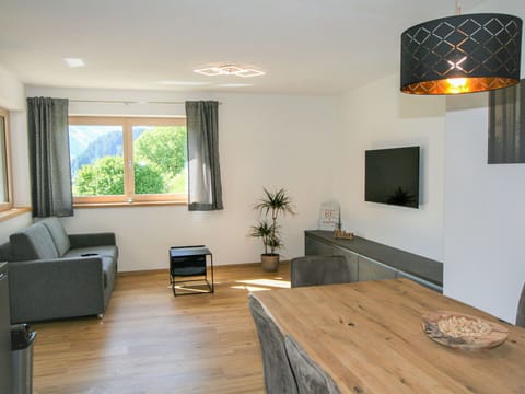 Brown, Couch, Furniture, Property, Table, Window, Plant, Wood, Interior Design, Comfort