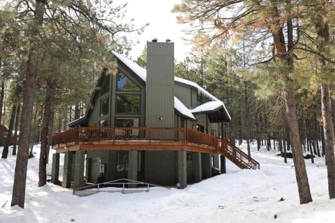 Come play in the snow!