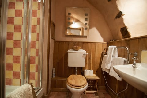 Downstairs Shower and WC