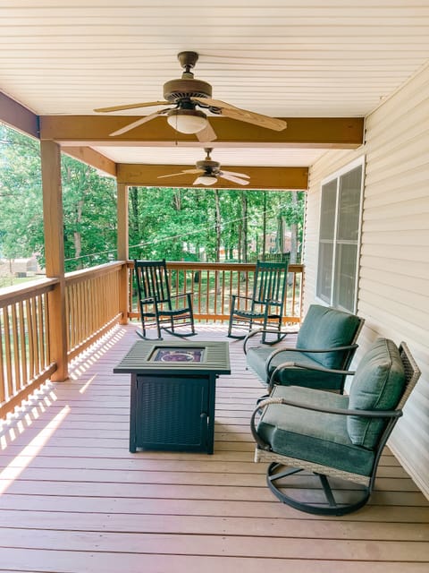 Large Front Deck