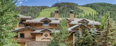 Antlers Vail Exterior