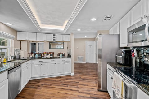 Fully equipped kitchen 
