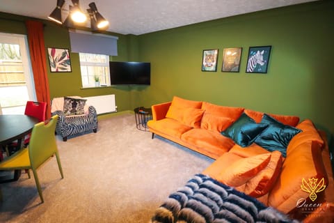 Living & dining room 