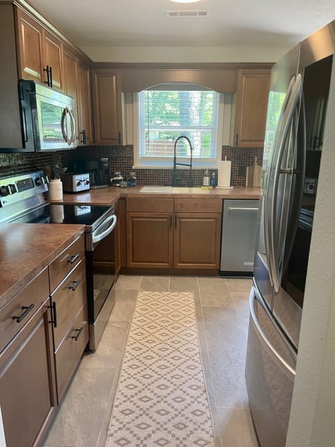 Brand new LG refrigerator, microwave, convection oven and Kitchen Aid dishwasher