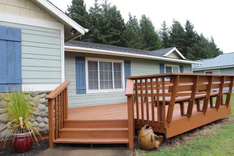 Nice big Deck great for catching rays