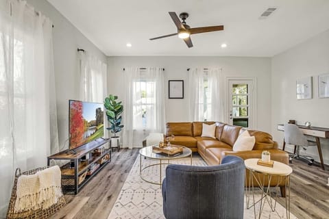 Living Room w/ Office Nook