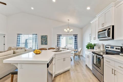 Kitchen Island Seating