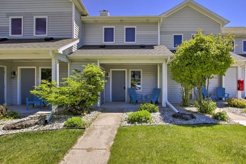 Fish Creek Vacation Rental | 2BR | 1.5BA | 896 Sq Ft | Stairs Required
