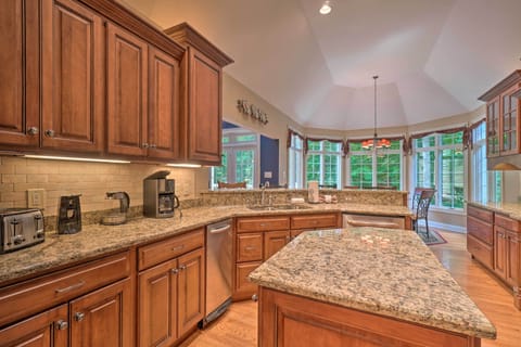 Kitchen | Cooking Basics | Dishware & Flatware