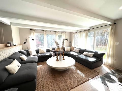 Large and spacious Living room 