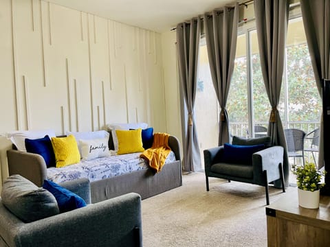 Living room has daybed with trundle
