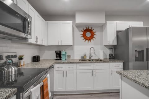 Room, Indoors, Kitchen, Sink Faucet, Oven