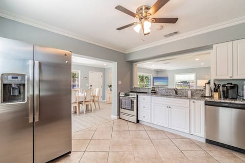 Don't worry about where to store foods you've prepared for the entire trip. This beautiful property has a huge refrigerator to store foods and beverages.