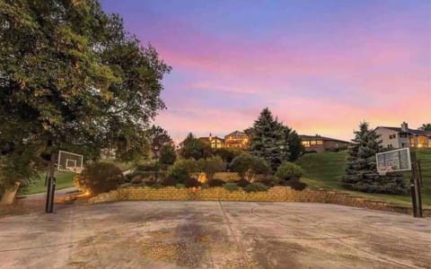 NEW! WATERFRONT VACATION DREAM HOME! House in Wisconsin