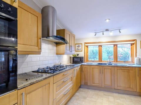 Kitchen | The Bield, Aberfoyle