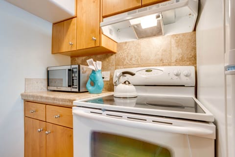 Full size range for cooking up a favorite meal.