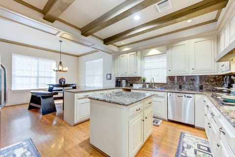 Beautiful kitchen island and breakfast nook