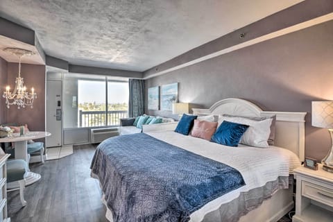 Daytona Beach Vacation Rental | Studio | 1BA | 308 Sq Ft | Elevator Access