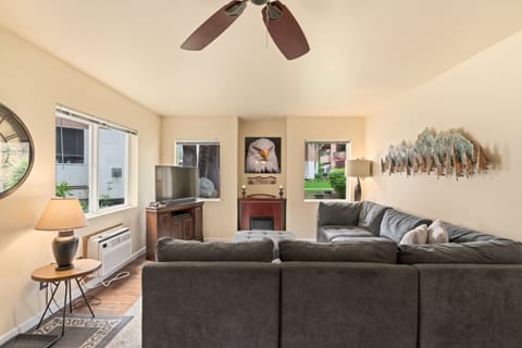 Escape to a relaxing abode and enjoy the town and wilderness in equal measure