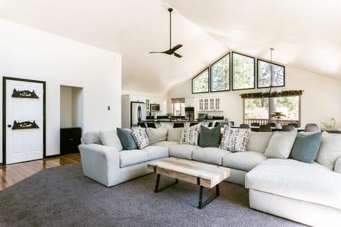 LIVING ROOM AREA ON MAIN FLOOR