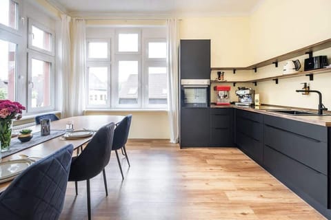 Einbauküche mit Vollausstattung