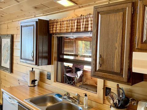 Window lookng into the sunroom